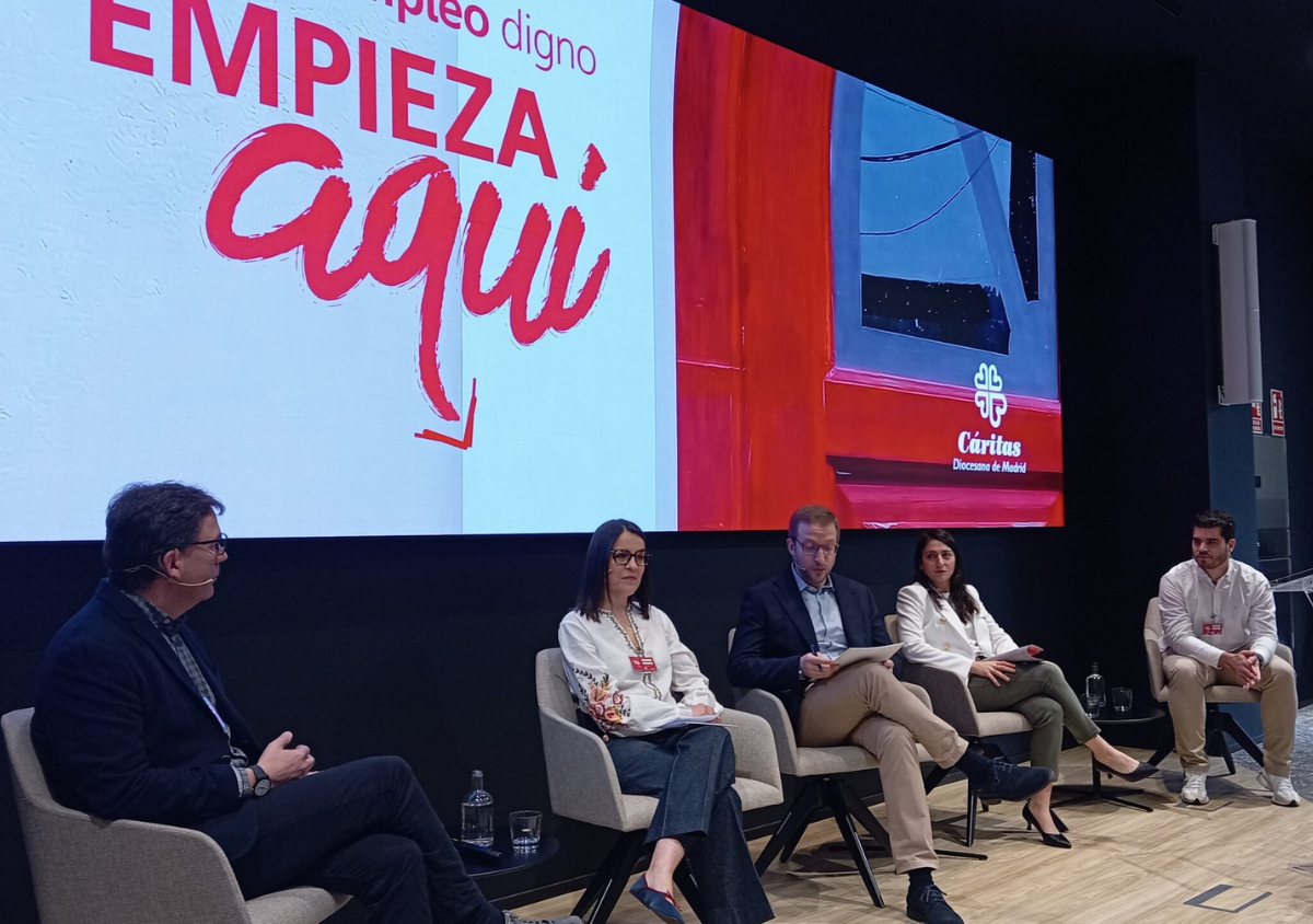 Luciana Herrera representa a Asitur en el IV Encuentro con Empresas de Cáritas sobre inclusión laboral y empleo digno.